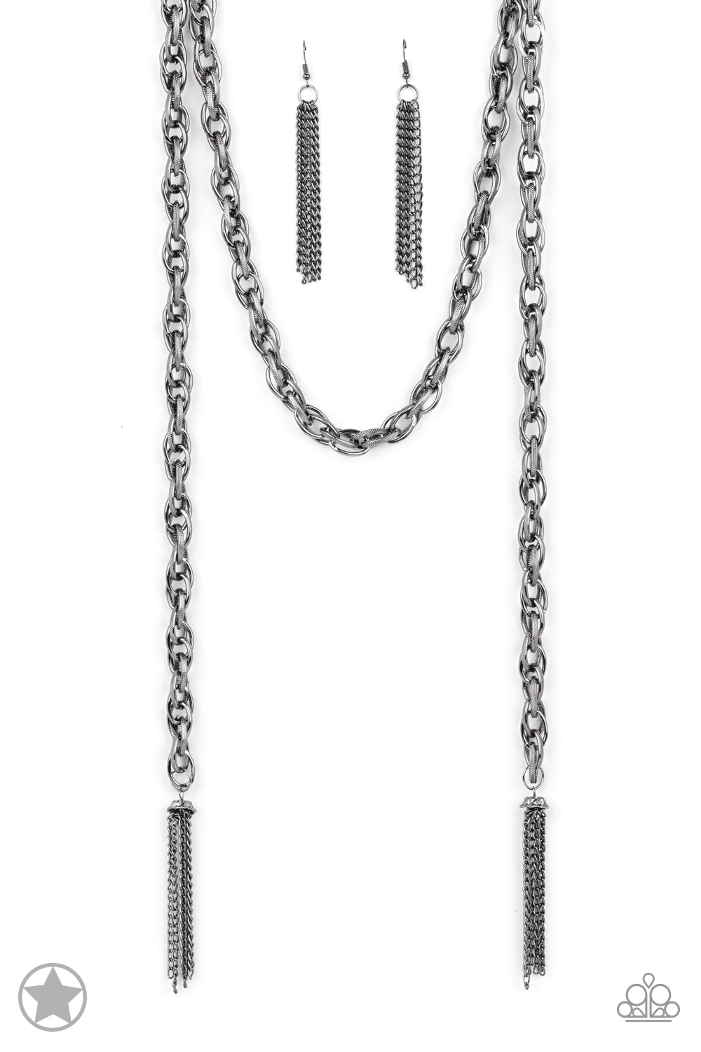 SCARFed for Attention - Silver $5 Paparazzi